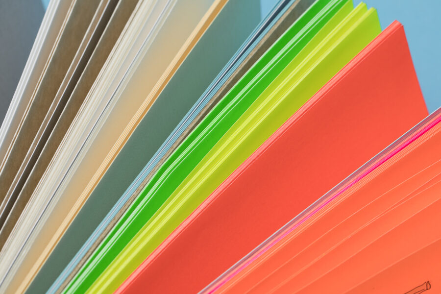 Cantos de las libretas Remix Bloc, con papeles de colores distintos
