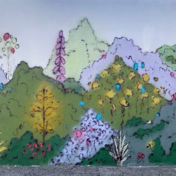 Detalle del mural: la flor árbol amarilla junto a una ladera de flores amarillas y turquesas