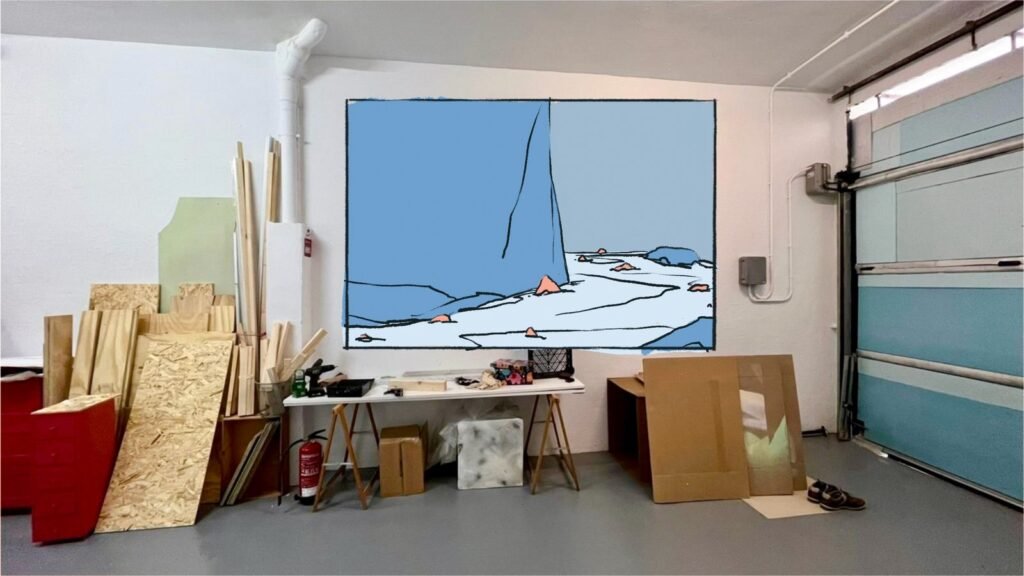 Boceto de la primera propuesta para la pared: una gran montaña azul con nieve, dibujada sobre una foto de la nave.